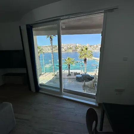 Apartment Seabreeze Flat 2 By Homely Malta! St. Paul's Bay